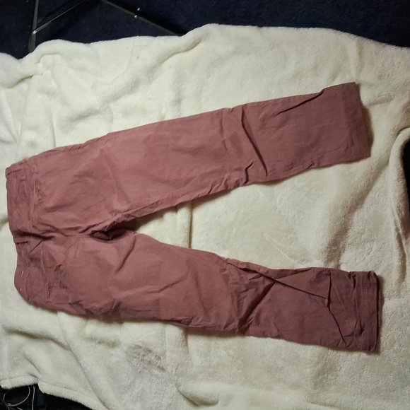 American Eagle woman's size 26 X 28 extreme flex pants - Picture 2 of 4